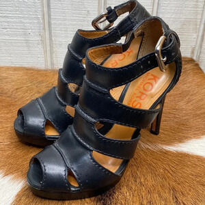 Women’s Michael kors heel shoes size 6.5 chexk them out thanks 🙏